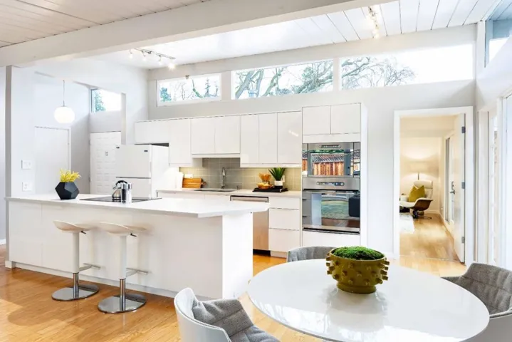 963 Van Auken Circle, Palo Alto, California 94303