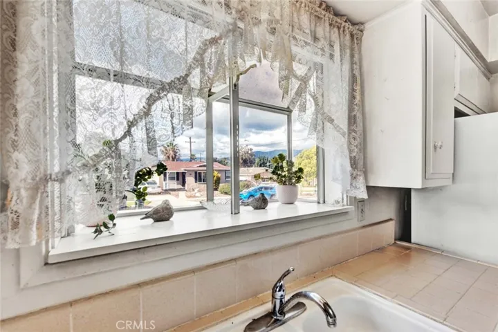 1719 Inola Street, Glendora, California 91740