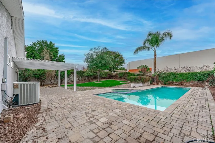 1478 Bibiana Way, Upland, California 91786