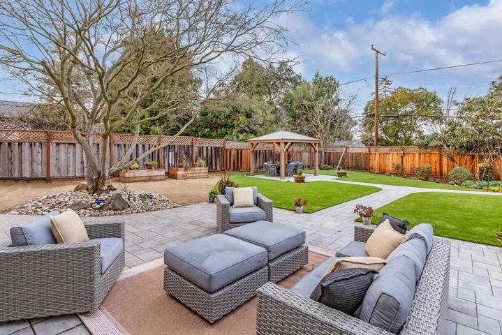 22417 Ainsworth Drive, Los Altos, California 94024