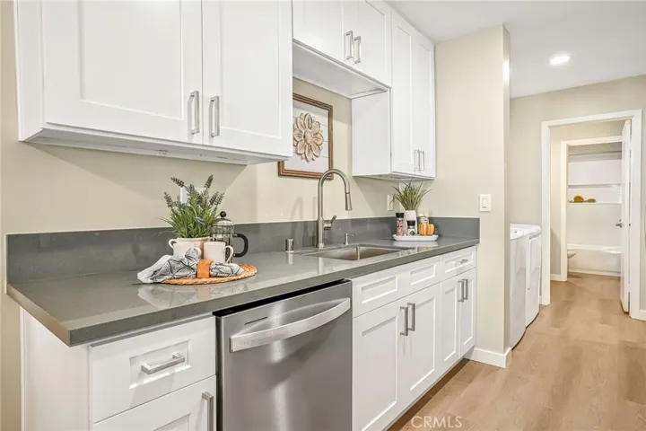 1330 Evergreen Drive, Cardiff By The Sea, California 92007