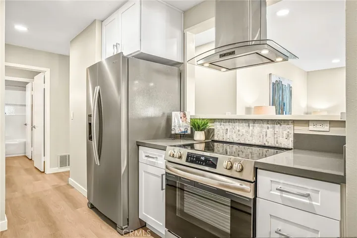 1330 Evergreen Drive, Cardiff By The Sea, California 92007