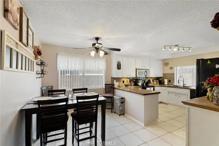 460 S Walnut Street, Hemet, California 92543