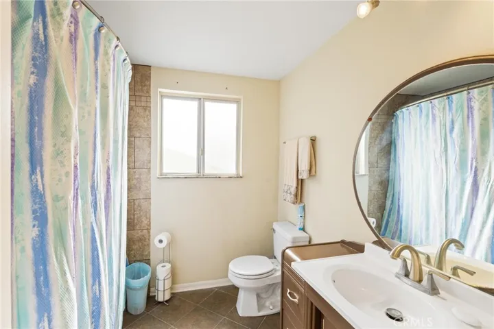 460 S Walnut Street, Hemet, California 92543