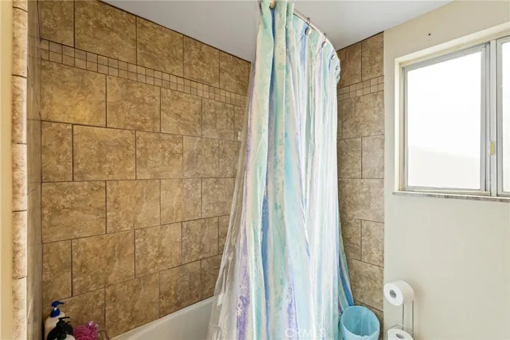 460 S Walnut Street, Hemet, California 92543