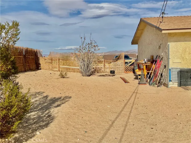 73833 Desert Dunes Drive, 29 Palms, California 92277