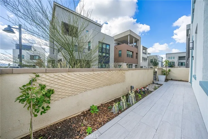 142 Yugen, Irvine, California 92618