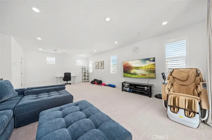 142 Yugen, Irvine, California 92618
