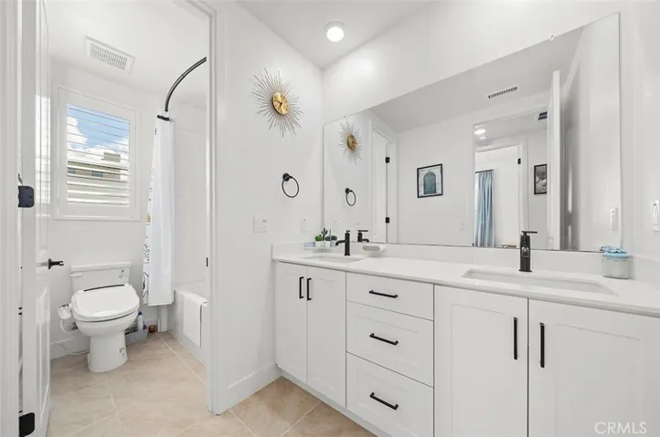 142 Yugen, Irvine, California 92618