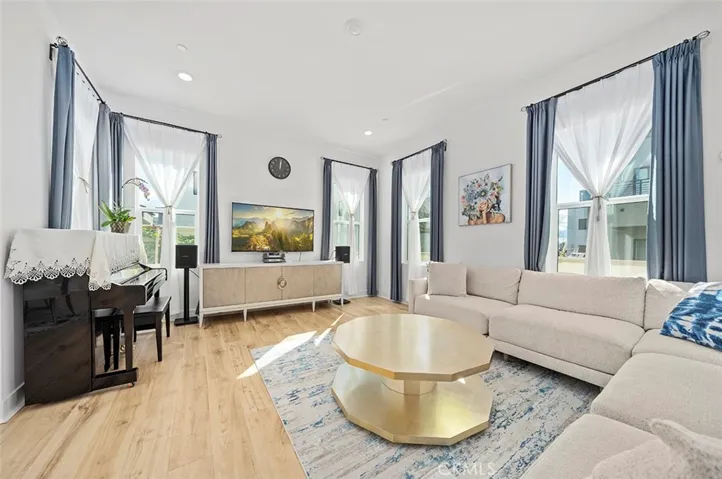 142 Yugen, Irvine, California 92618