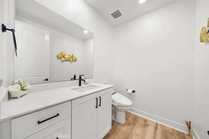 142 Yugen, Irvine, California 92618