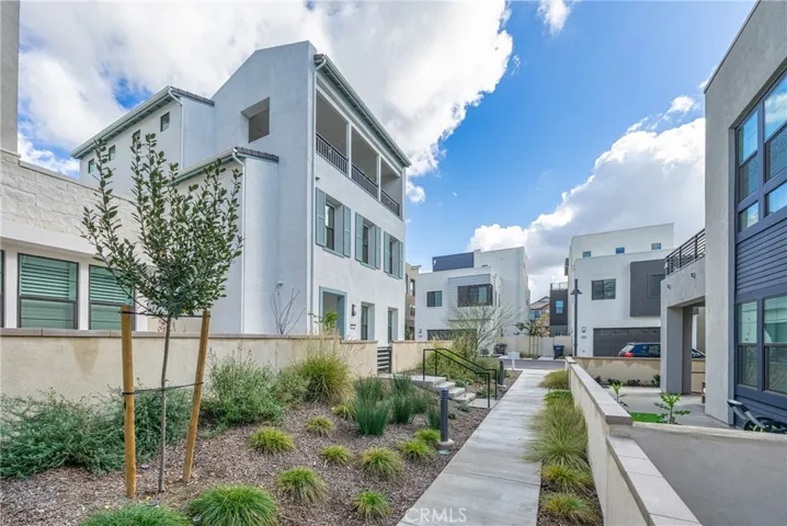 142 Yugen, Irvine, California 92618