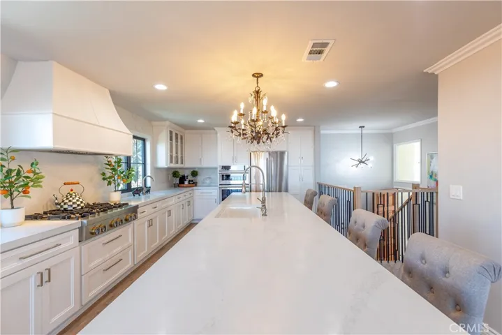 15 Ocean Crest Court, Rancho Palos Verdes, California 90275