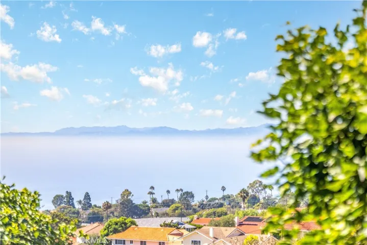 15 Ocean Crest Court, Rancho Palos Verdes, California 90275