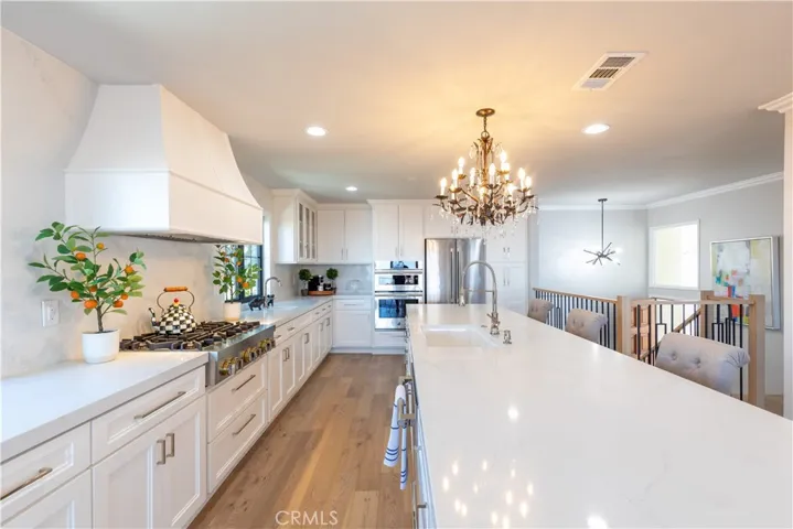 15 Ocean Crest Court, Rancho Palos Verdes, California 90275