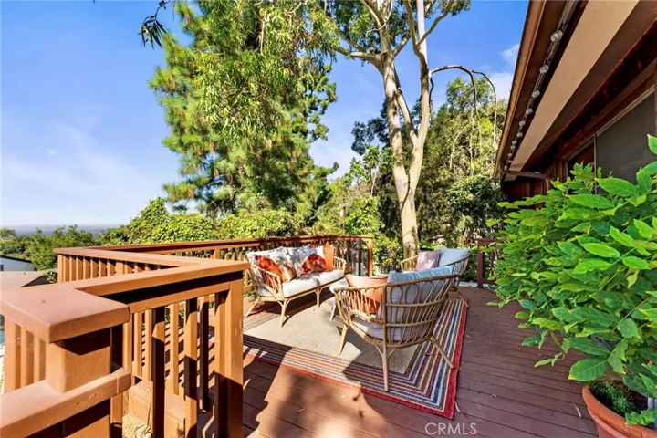646 Alta Vista Drive Drive, Sierra Madre, California 91024