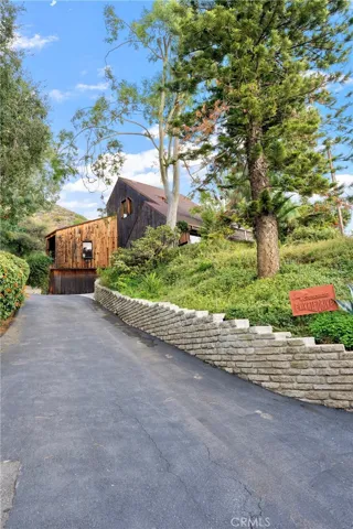 646 Alta Vista Drive Drive, Sierra Madre, California 91024