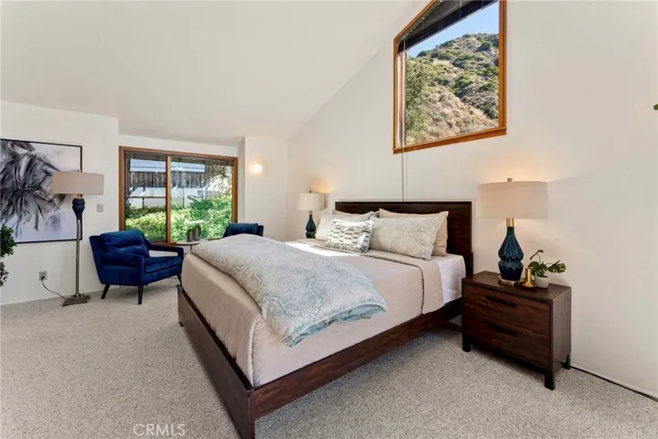 646 Alta Vista Drive Drive, Sierra Madre, California 91024