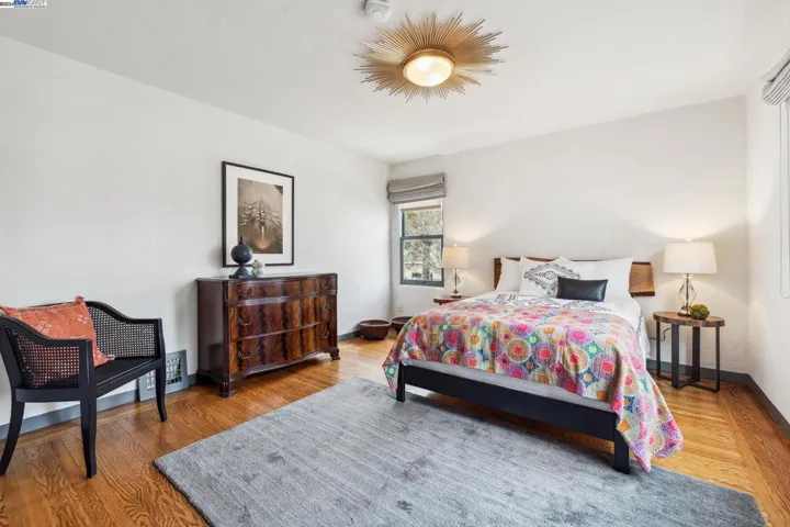 1615 Pearl St, Alameda, California 94501