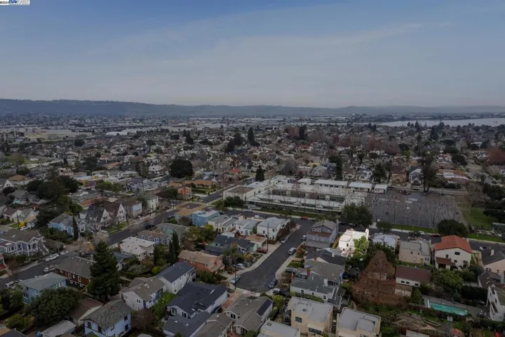 1615 Pearl St, Alameda, California 94501