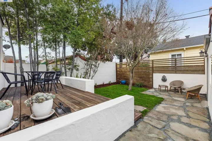 1615 Pearl St, Alameda, California 94501
