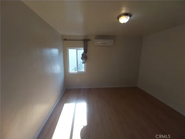 7051 3rd Avenue, Los Angeles, California 90043
