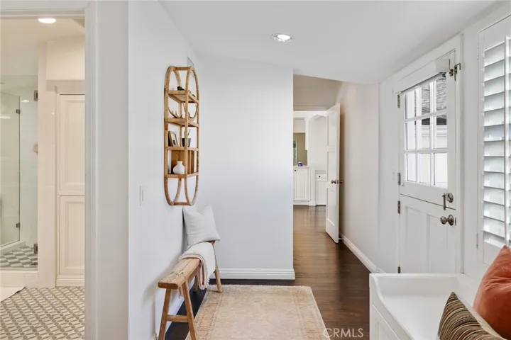 422 Magnolia Street, Costa Mesa, California 92627