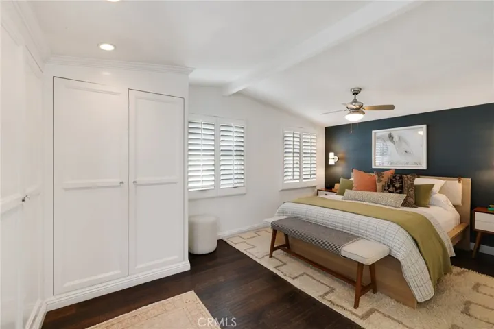 422 Magnolia Street, Costa Mesa, California 92627