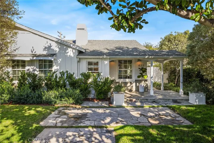422 Magnolia Street, Costa Mesa, California 92627