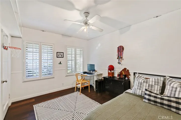 422 Magnolia Street, Costa Mesa, California 92627