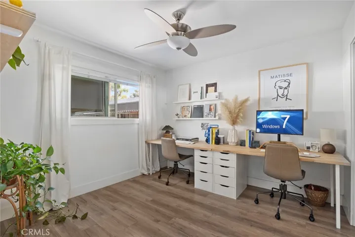 180 Rochester Street, Costa Mesa, California 92627