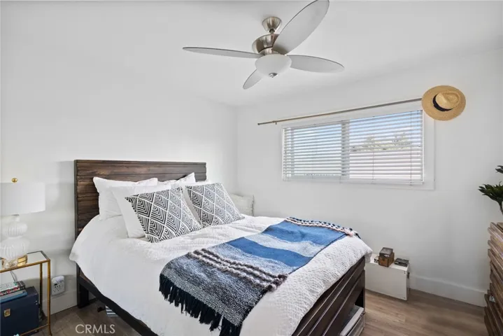 180 Rochester Street, Costa Mesa, California 92627