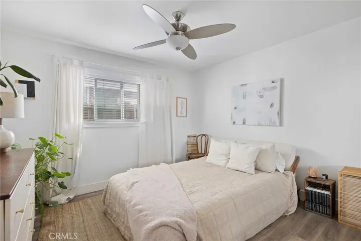 180 Rochester Street, Costa Mesa, California 92627