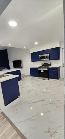 Gourmet Kitchen view from the dining area!