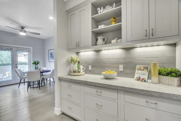 674 Hamilton Avenue Unit A, Palo Alto, California 94301