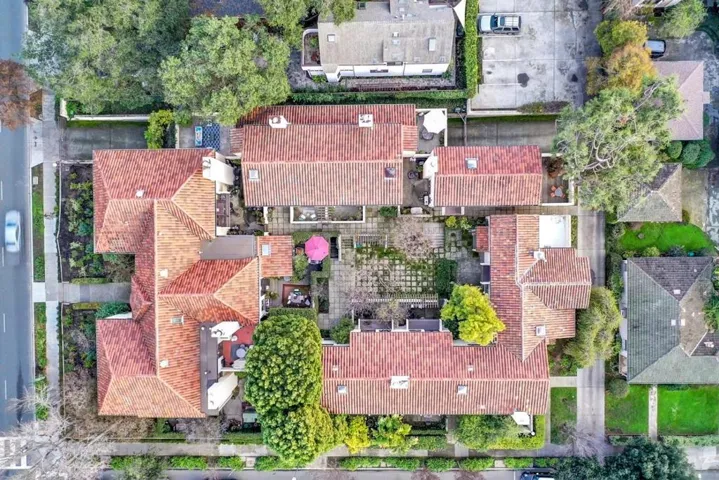 674 Hamilton Avenue Unit A, Palo Alto, California 94301