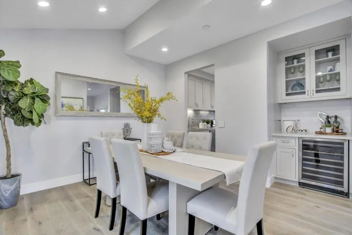 674 Hamilton Avenue Unit A, Palo Alto, California 94301