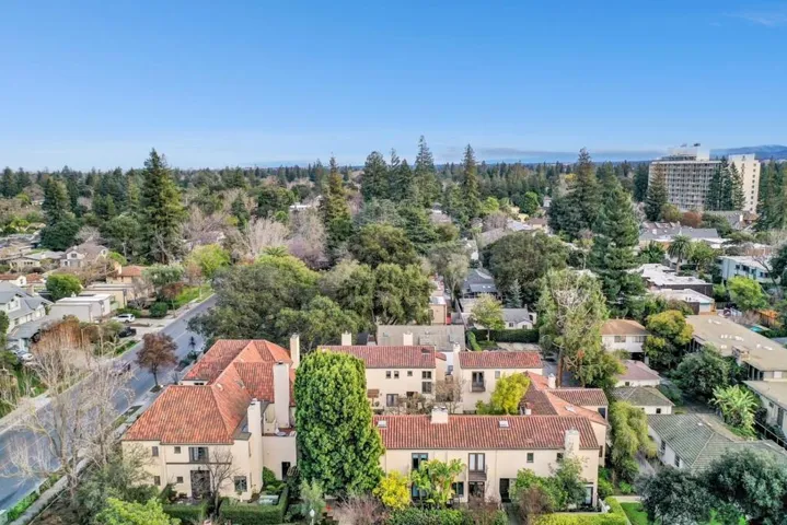 674 Hamilton Avenue Unit A, Palo Alto, California 94301