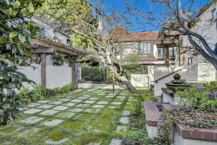 674 Hamilton Avenue Unit A, Palo Alto, California 94301