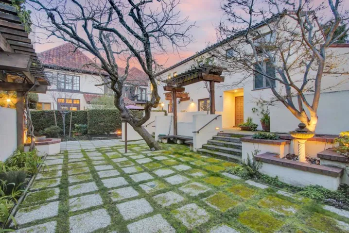 674 Hamilton Avenue Unit A, Palo Alto, California 94301