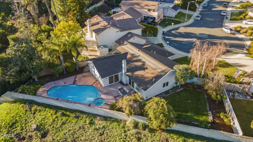 66-web-or-mls-Upmarketmedia_3066Apa-aer-