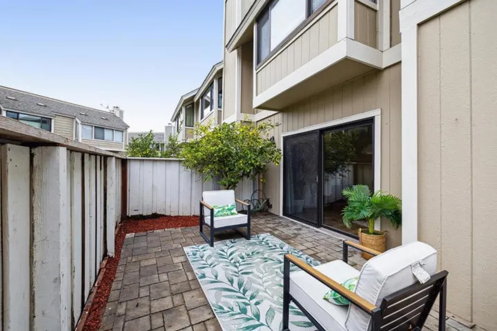 880 Carina Lane, Foster City, California 94404