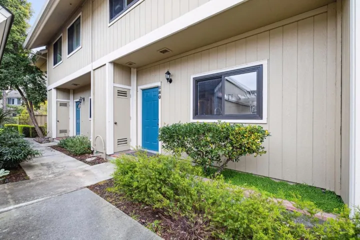 880 Carina Lane, Foster City, California 94404