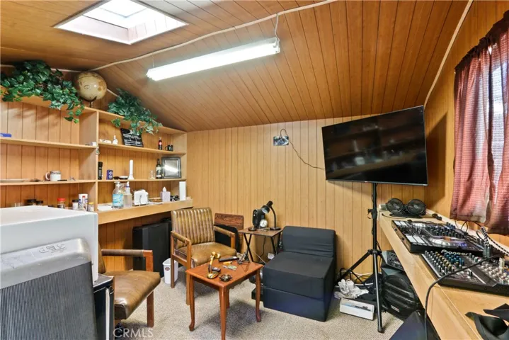 Detached Office