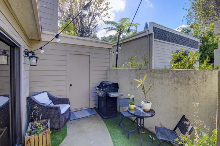 5223 Caminito Jubilo, San Diego, California 92108