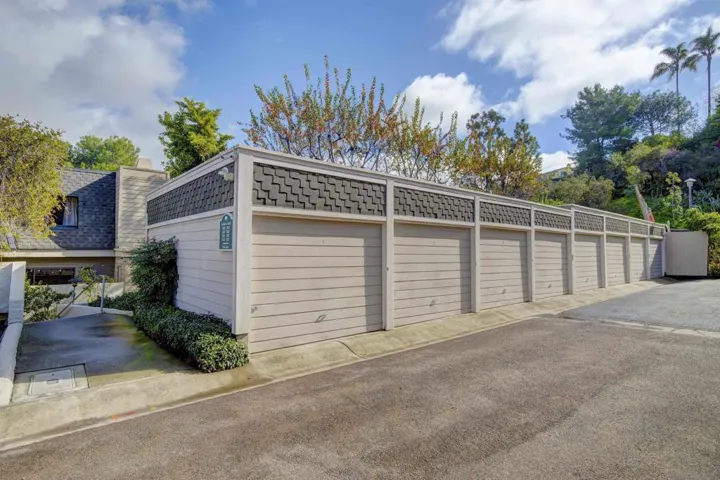 5223 Caminito Jubilo, San Diego, California 92108