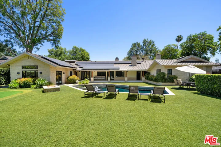 8943 Enfield Avenue, Sherwood Forest, California 91325