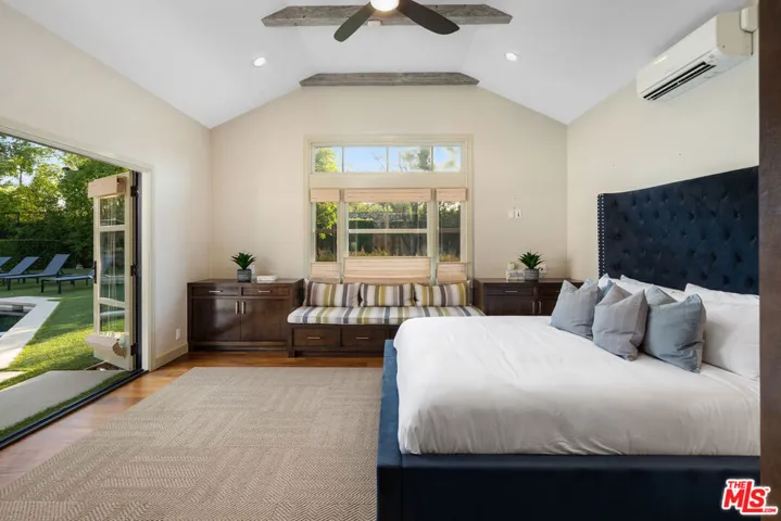 8943 Enfield Avenue, Sherwood Forest, California 91325