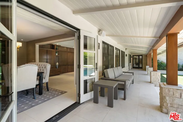 8943 Enfield Avenue, Sherwood Forest, California 91325