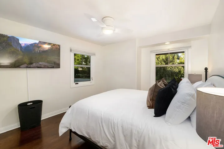 8943 Enfield Avenue, Sherwood Forest, California 91325
